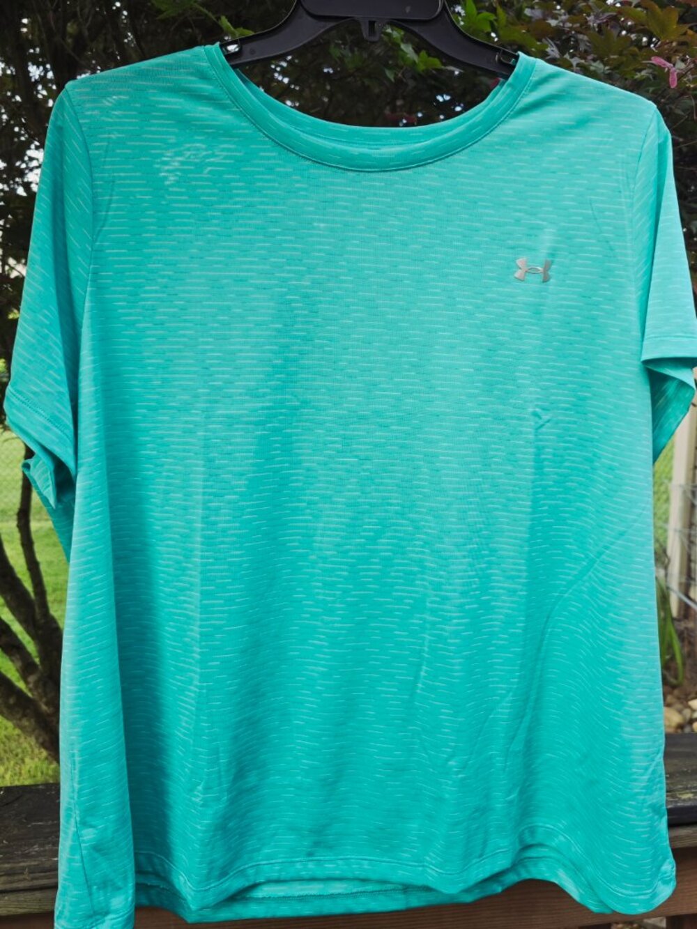 Women's Under Armour HeatGear tee, 2XL  NWOT